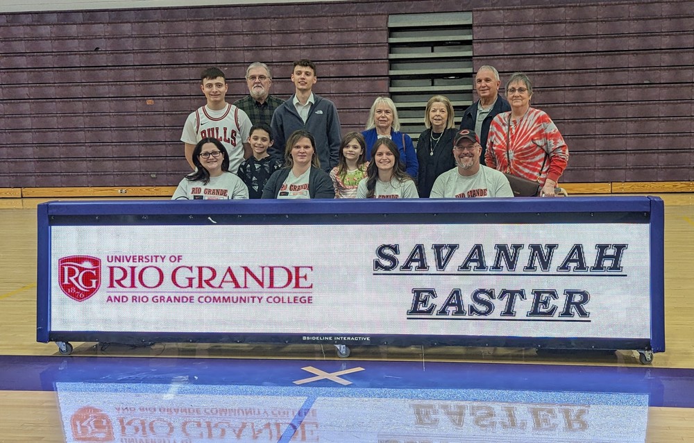 Savannah Easter Signing